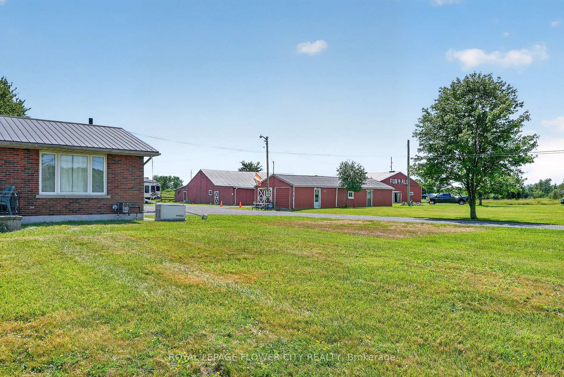 Photo 21 of 3380 Baker Road, Niagara Falls, Lyons Creek — HOMEH