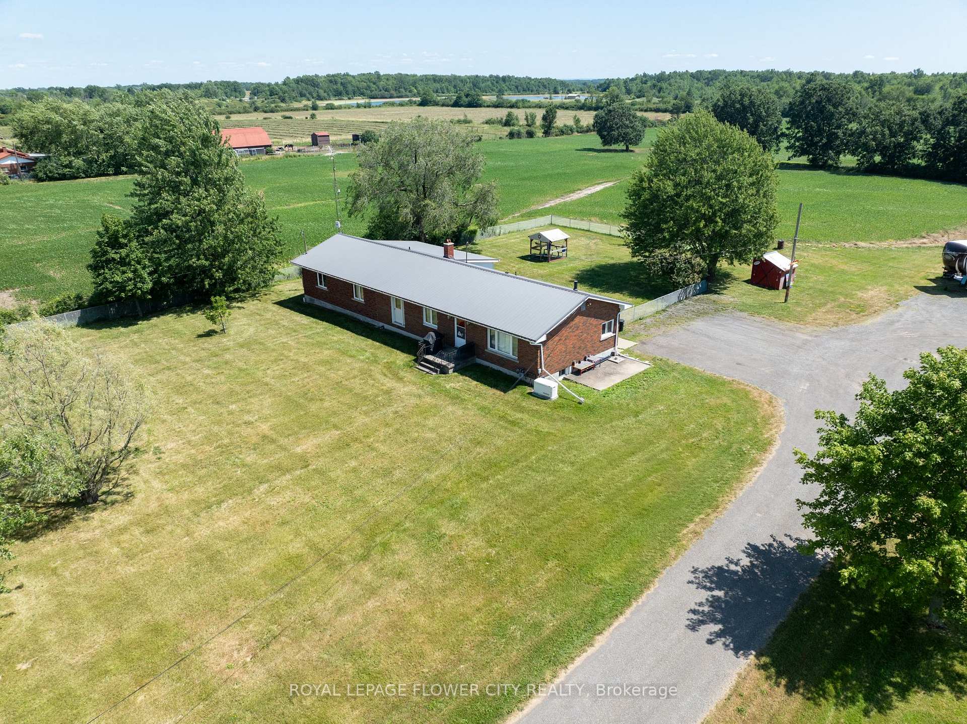 Photo 25 of 3380 Baker Road, Niagara Falls, Lyons Creek — HOMEH