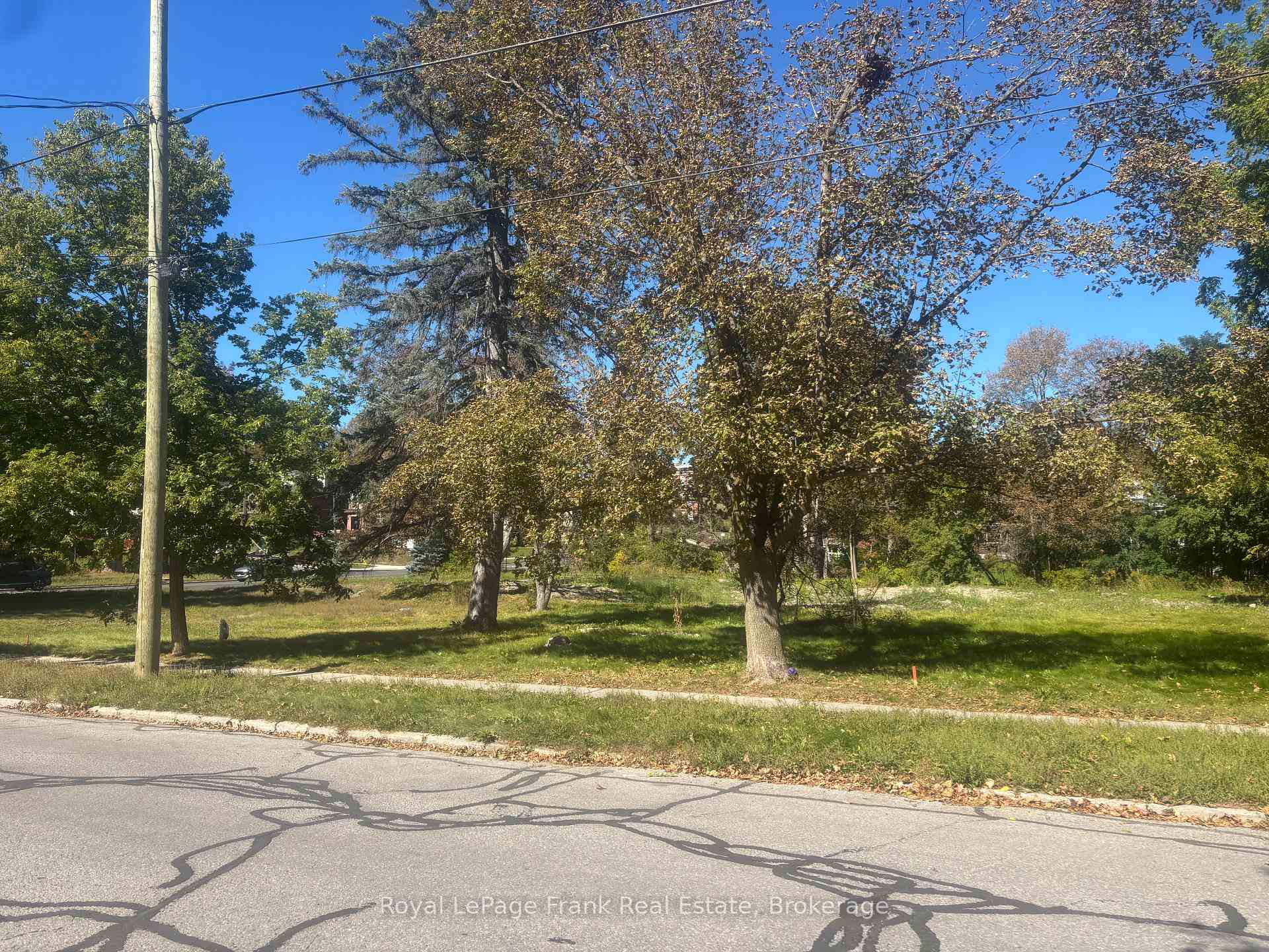Photo 9 of 1400 Monaghan Road, Peterborough, Town Ward 3 — HOMEH