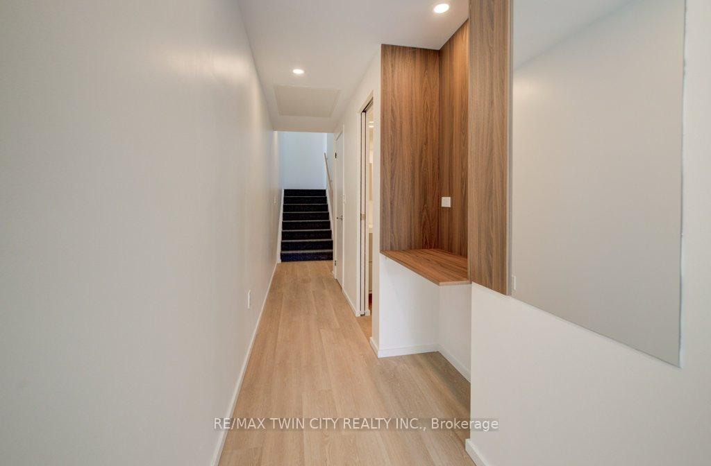 Photo 13 of 26 King Street E, Kitchener, Cedar Hill — HOMEH