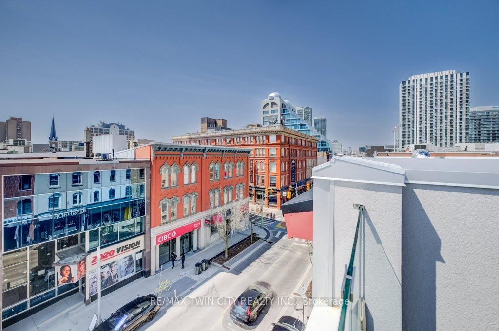 Photo 18 of 26 King Street E, Kitchener, Cedar Hill — HOMEH