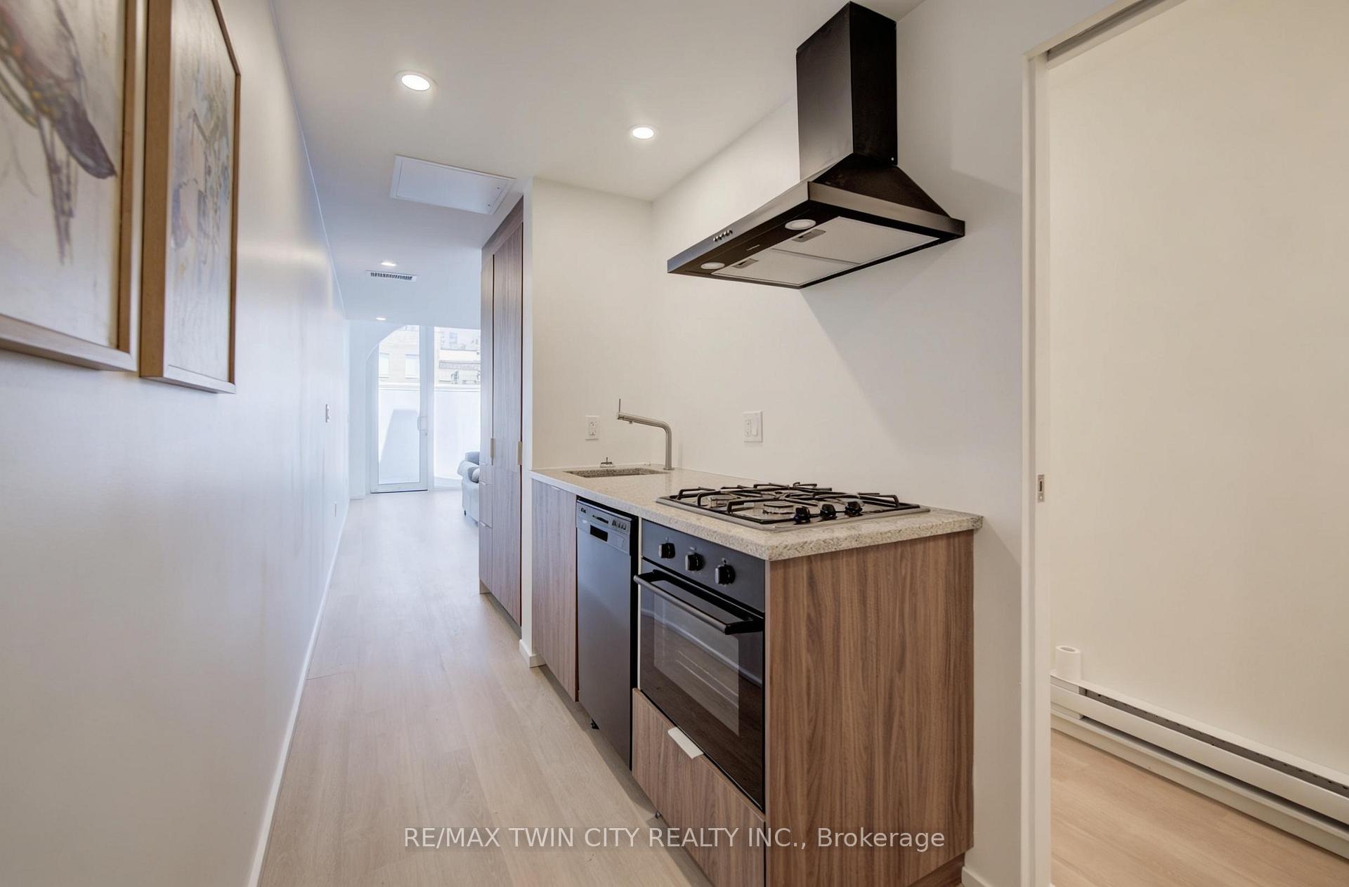 Photo 21 of 26 King Street E, Kitchener, Cedar Hill — HOMEH