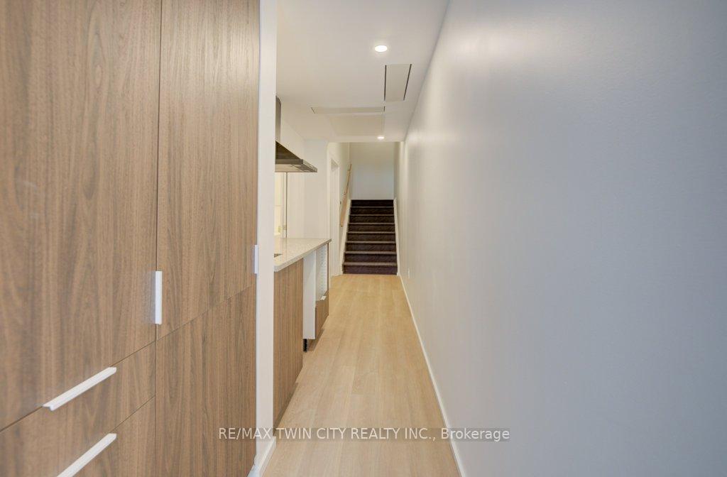 Photo 22 of 26 King Street E, Kitchener, Cedar Hill — HOMEH