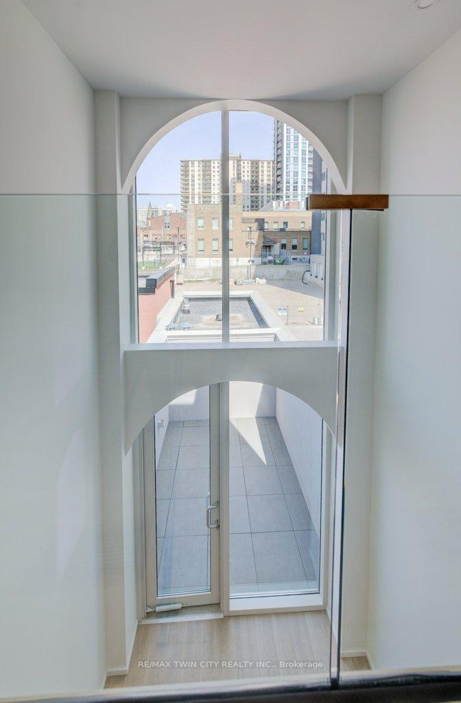 Photo 32 of 26 King Street E, Kitchener, Cedar Hill — HOMEH