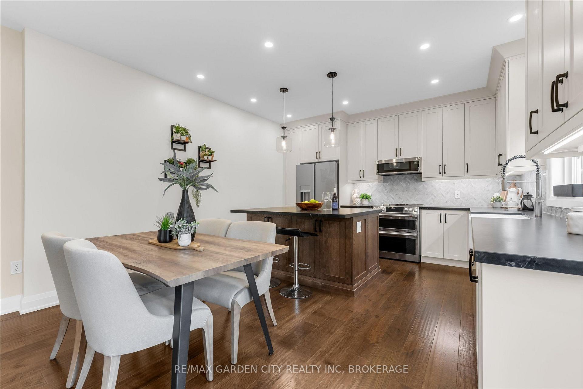 Photo 10 of 3797 Main Street, Lincoln, Lincoln-Jordan/Vineland — HOMEH