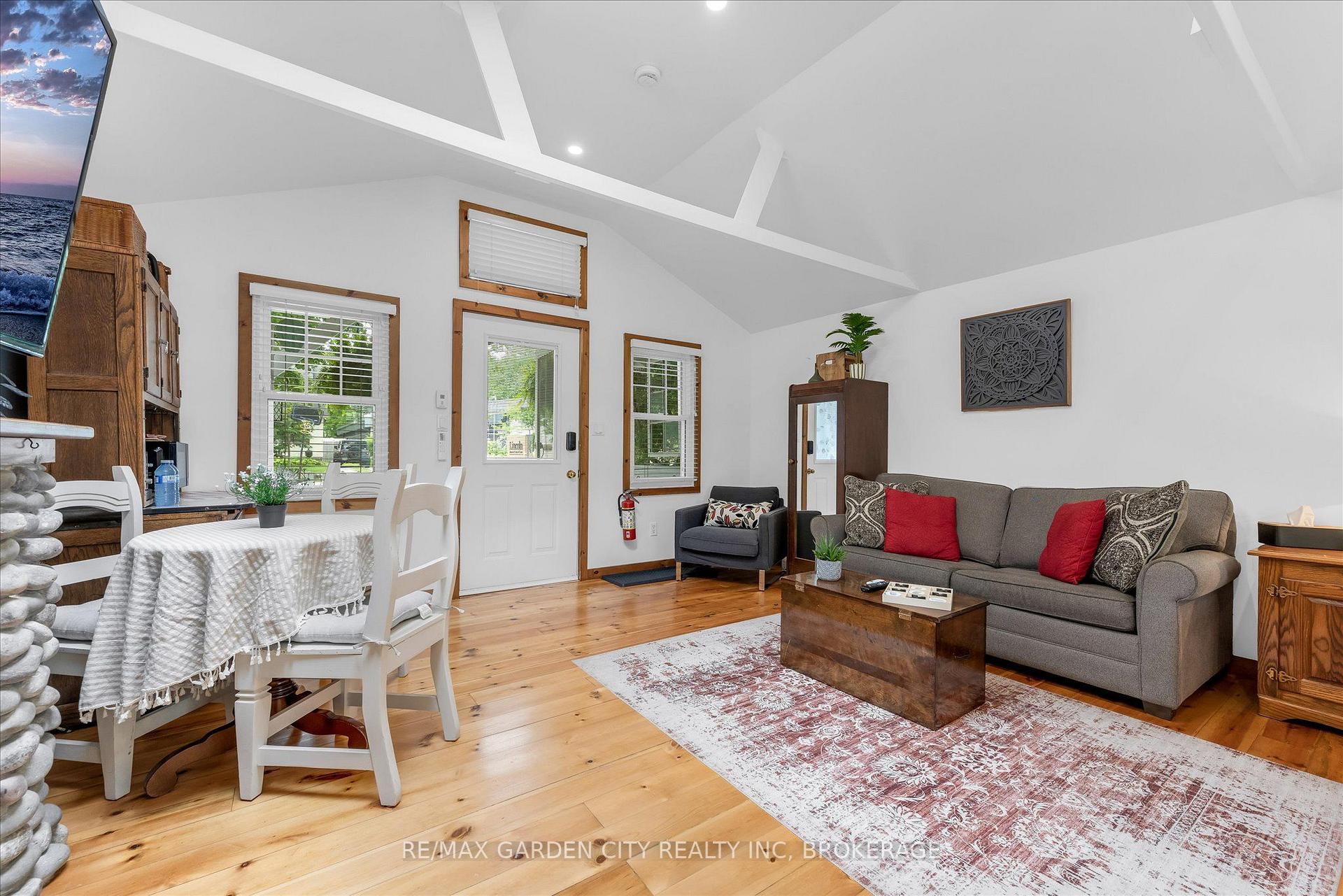 Photo 42 of 3797 Main Street, Lincoln, Lincoln-Jordan/Vineland — HOMEH