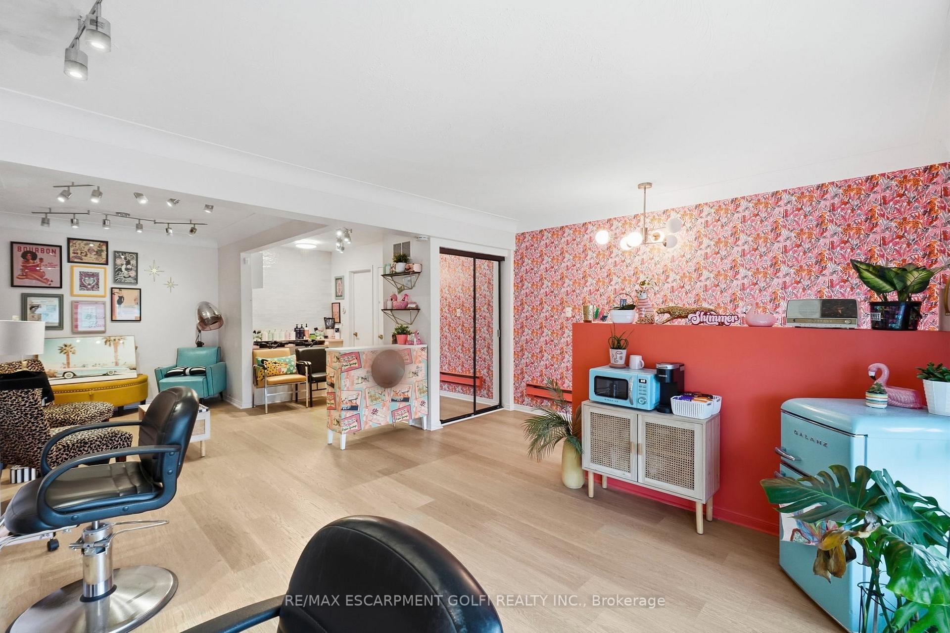 Photo 3 of 1500 King Street E, Hamilton, Delta — HOMEH