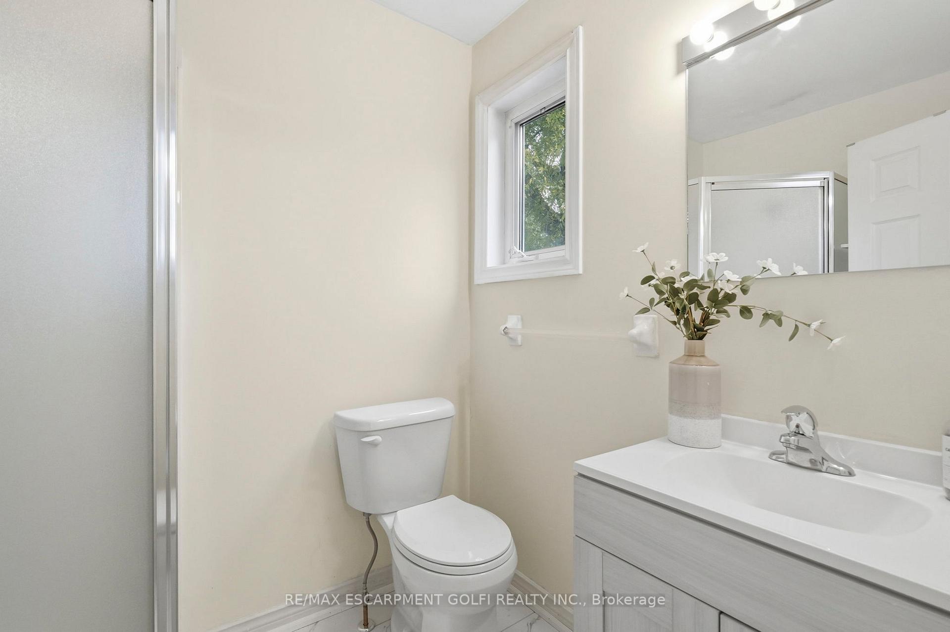 Photo 13 of 1500 King Street E, Hamilton, Delta — HOMEH