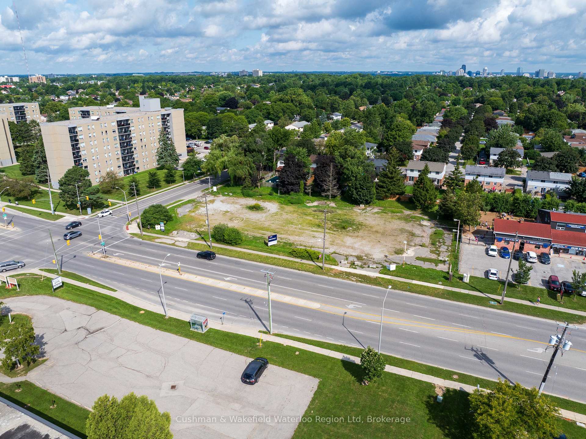 Photo of 400 Southdale Road E