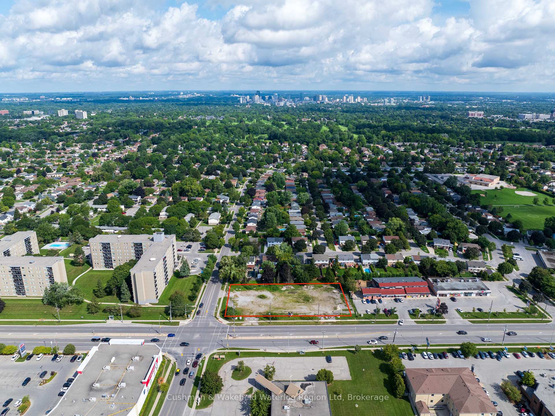 Photo 7 of 400 Southdale Road E, London, South Q — HOMEH