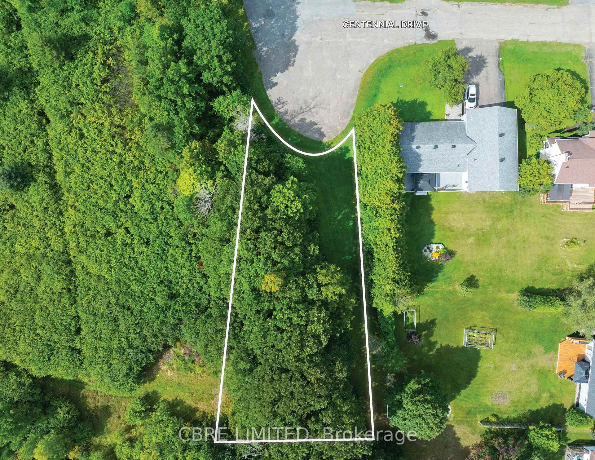 Photo 4 of 289 Centennial Drive, Renfrew, Renfrew — HOMEH