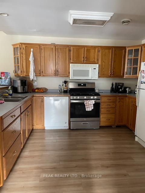 Photo 12 of 27 Colborne Street S, Norfolk, Simcoe — HOMEH