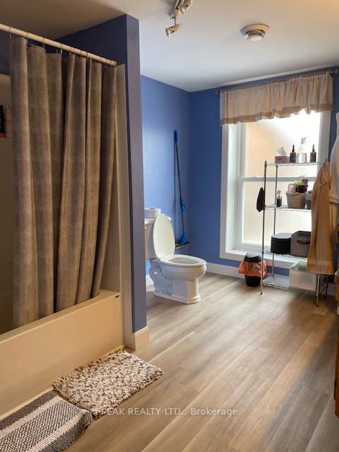Photo 14 of 27 Colborne Street S, Norfolk, Simcoe — HOMEH