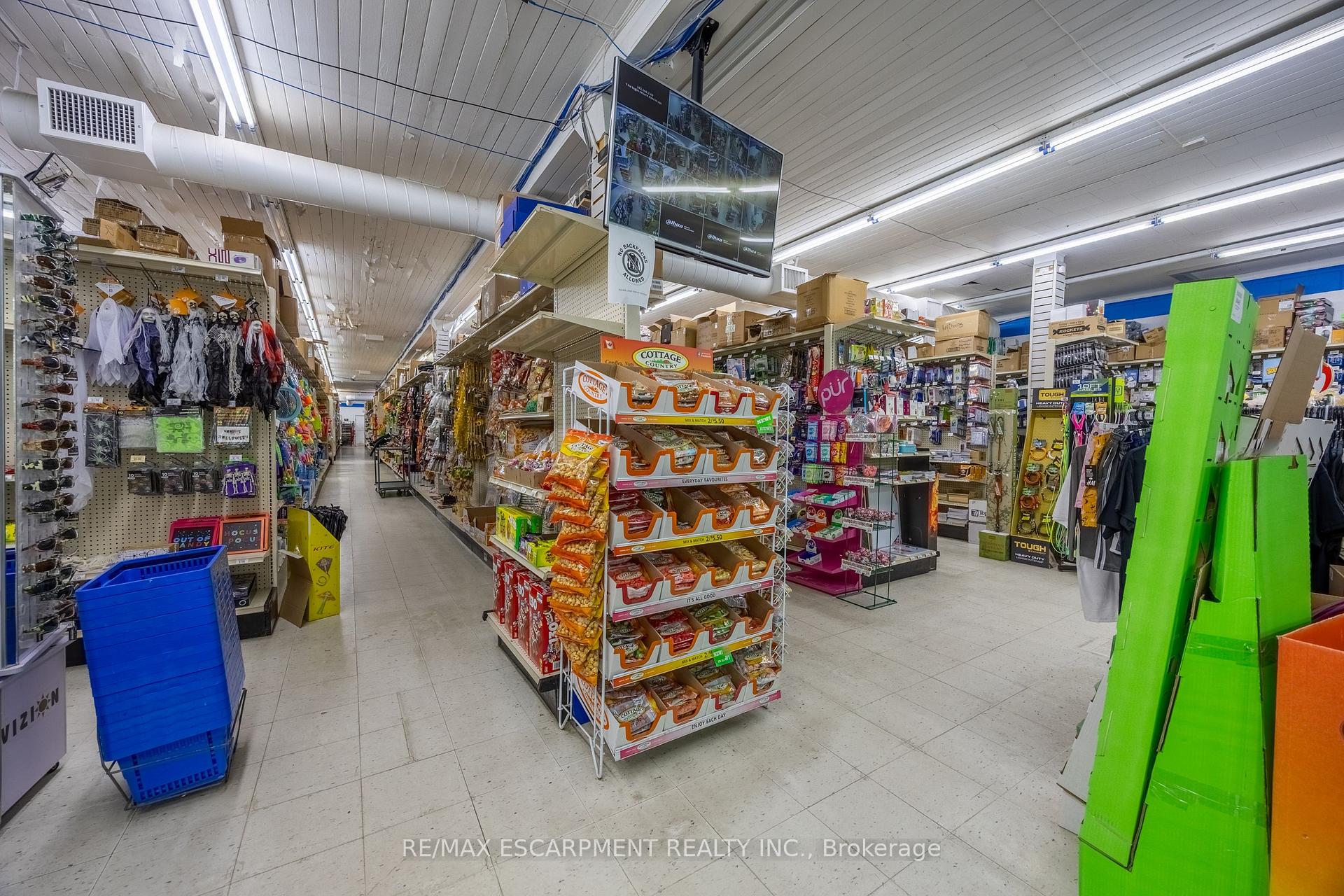 Photo 6 of 331 Main Street, Norfolk, Port Dover — HOMEH