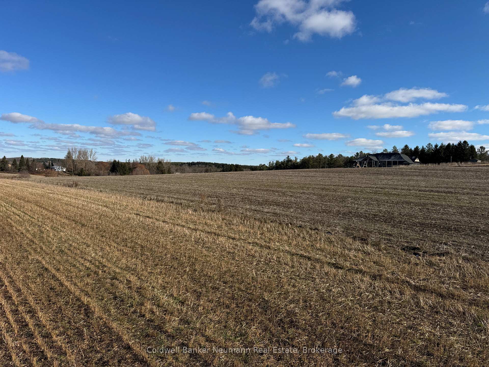 Photo 4 of 6641 Seventh Line, Centre Wellington, Belwood — HOMEH