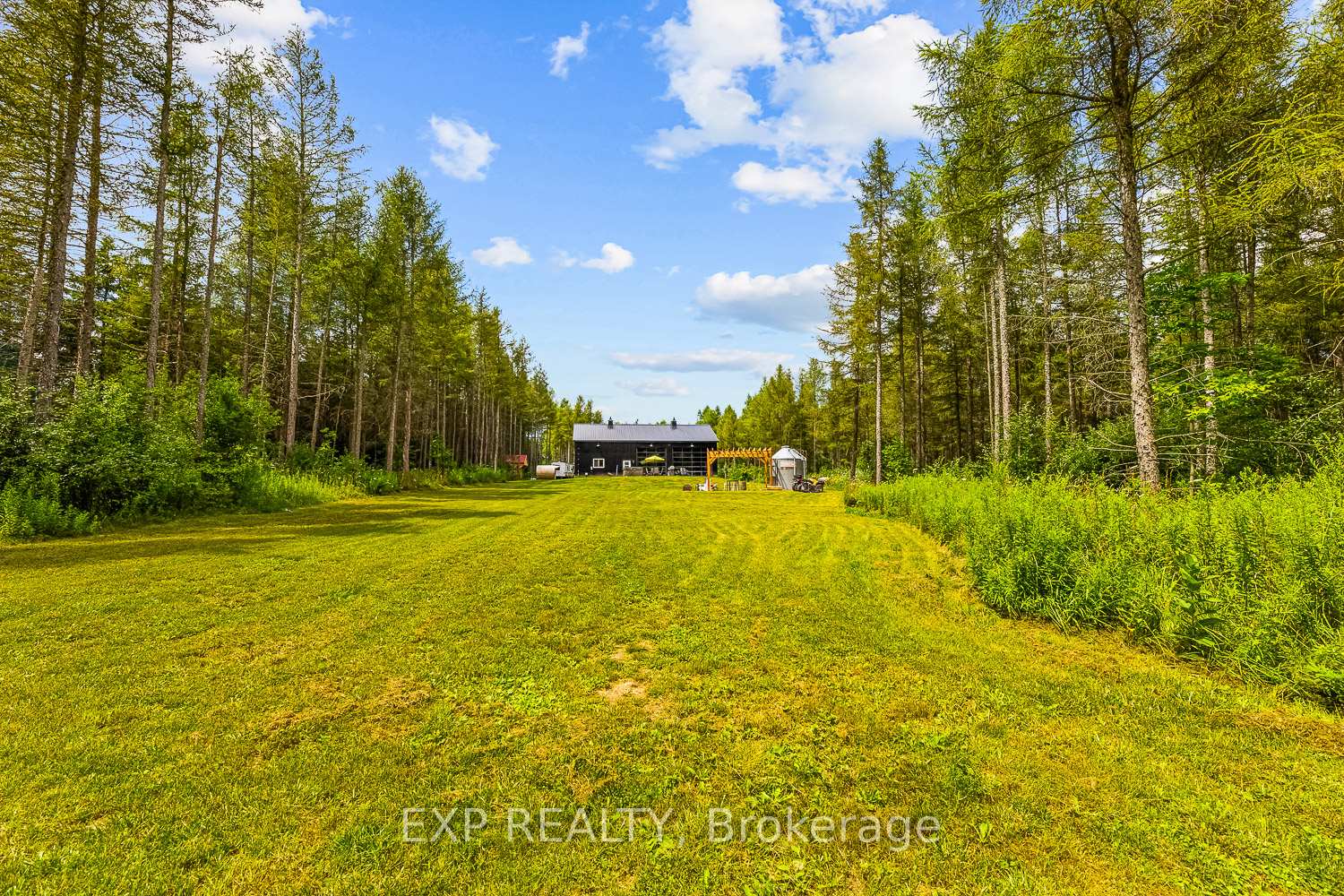 Photo 37 of 9307 Sideroad 9 Side Road, Erin, Rural Erin — HOMEH