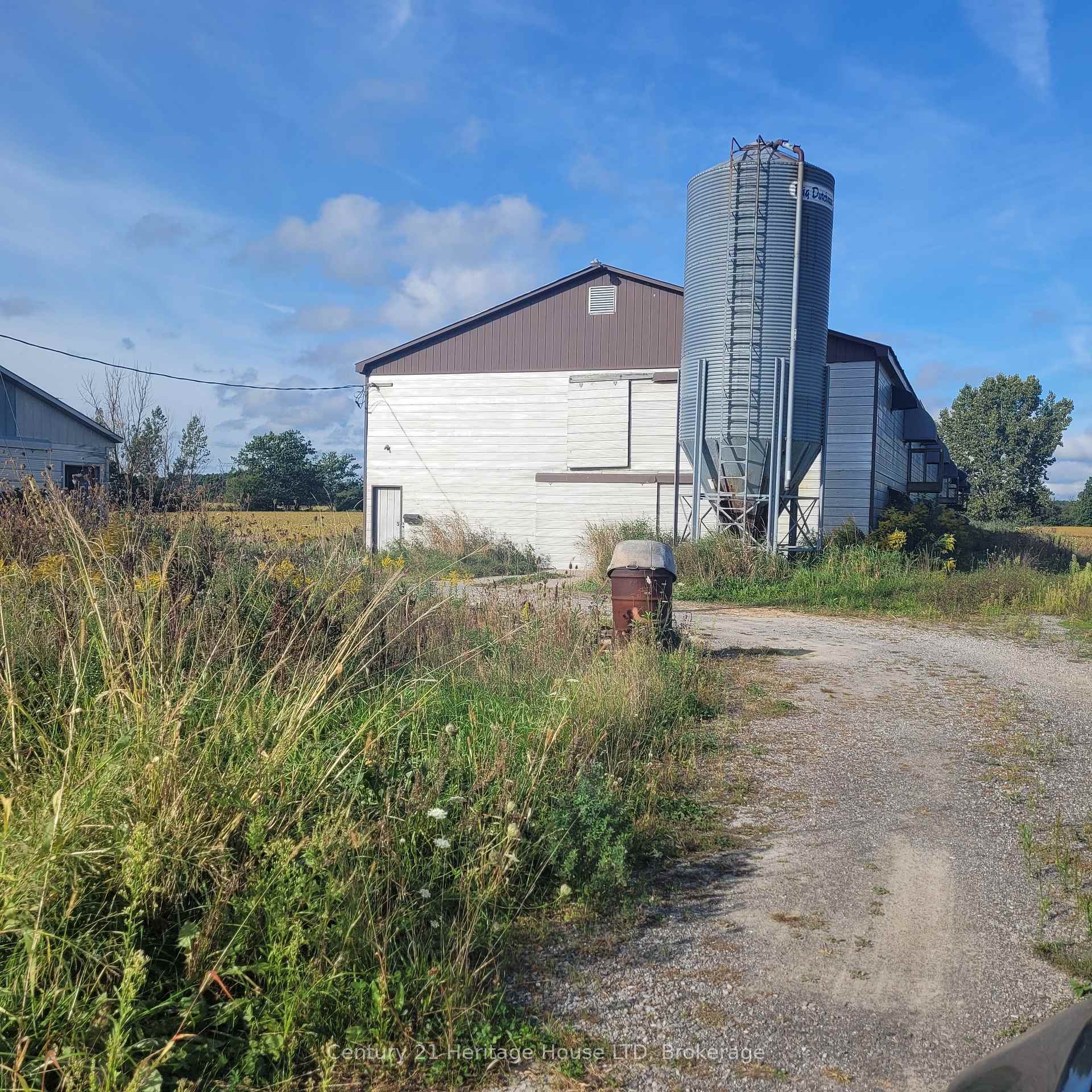 Photo of 2361 Merrittville Highway