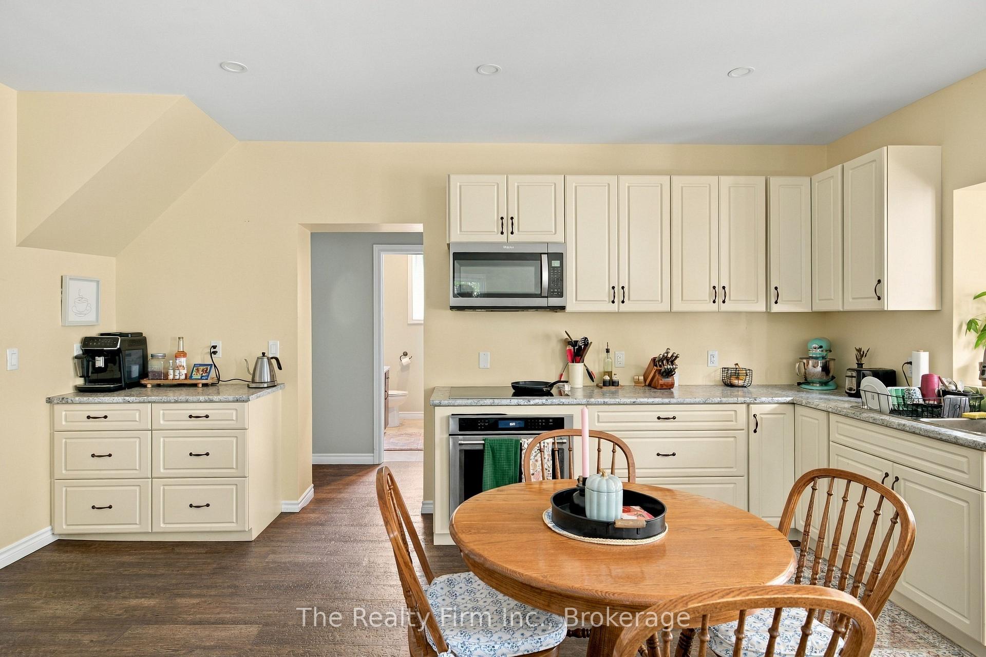 Photo 24 of 226 Middle Townline Road, Brant, Burford — HOMEH