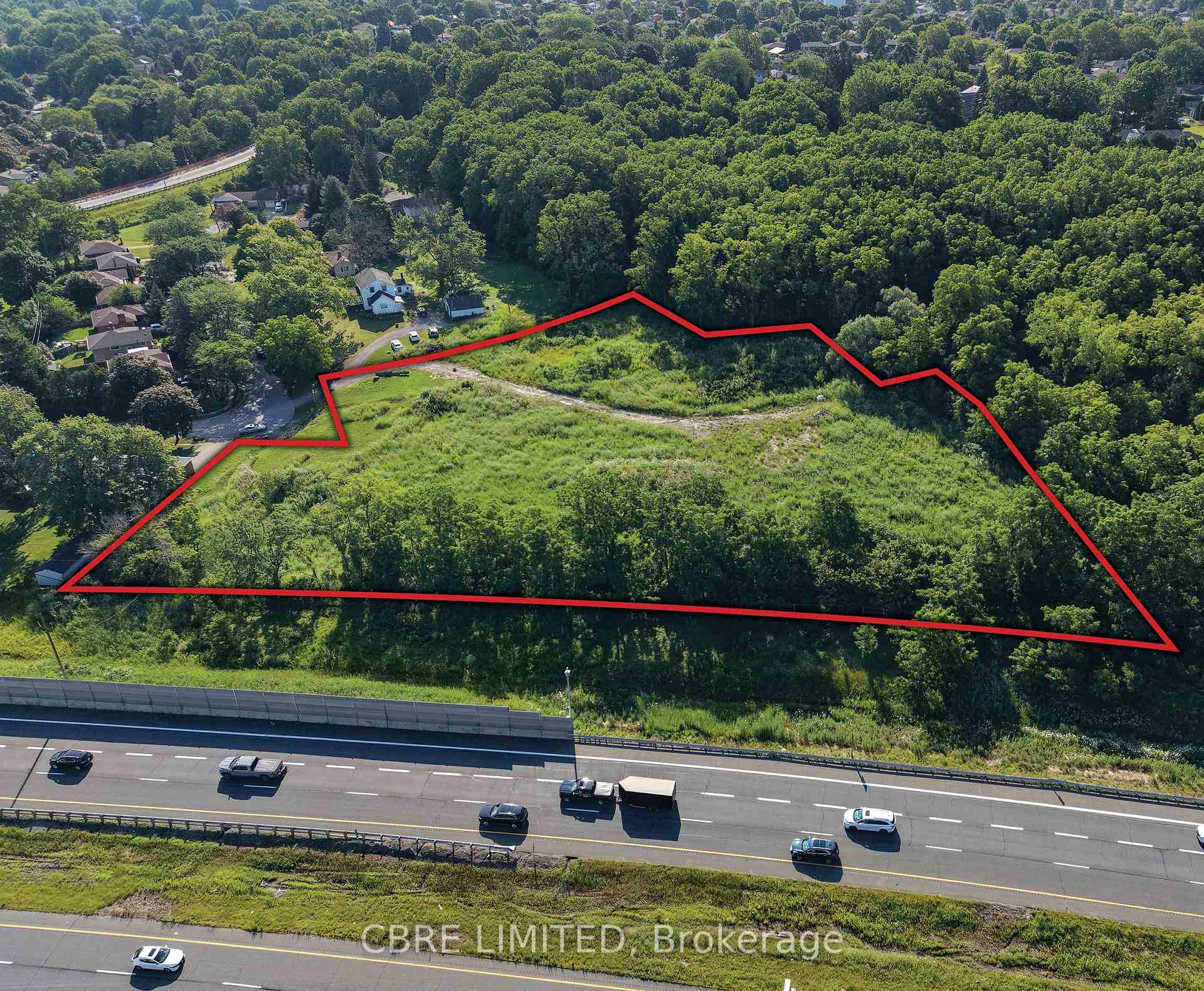 Photo 3 of 37 Warkdale Drive, St. Catharines, Burleigh Hill — HOMEH
