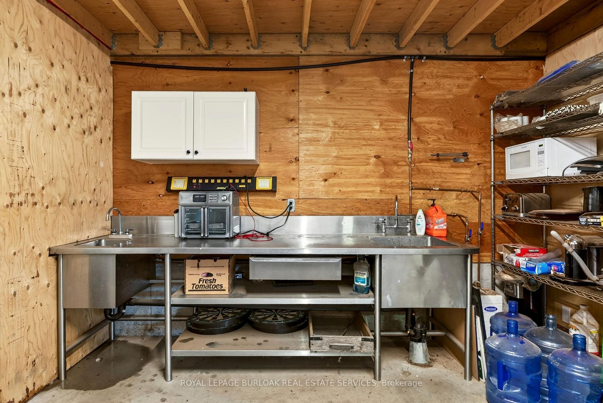 Photo 15 of Unit shop, 1506 6TH Concession Road, Hamilton, Rural Flamborough — HOMEH