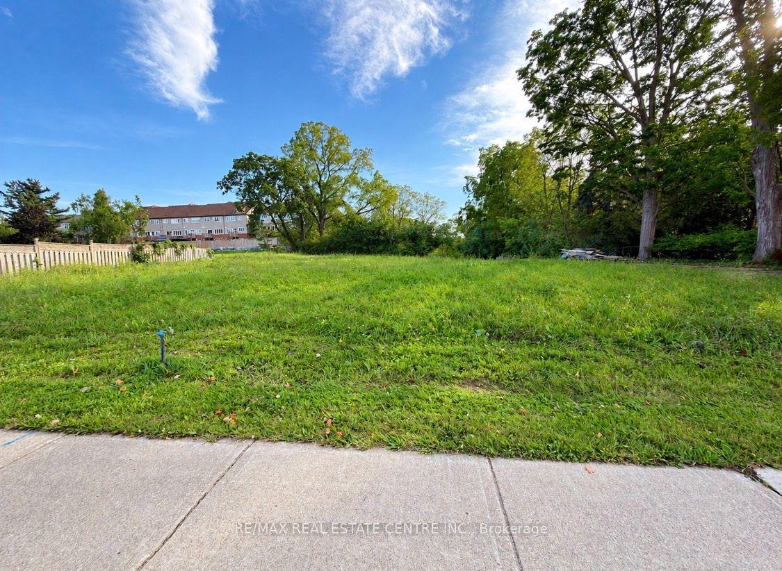 Photo of 4298 king Street