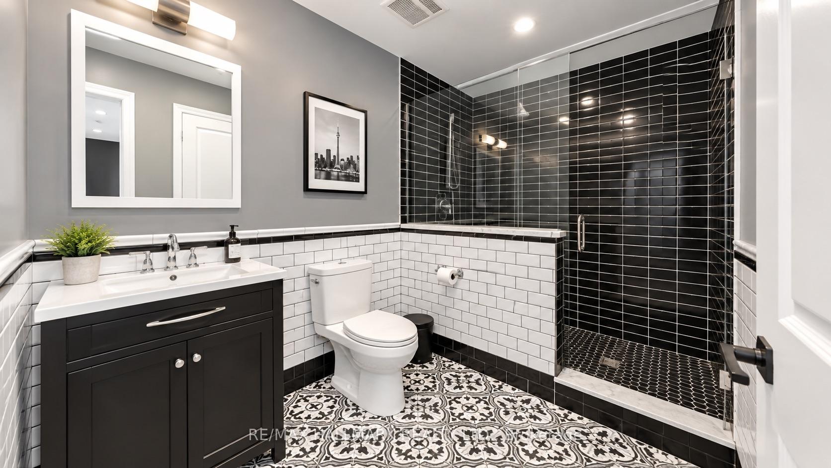 Photo 4 of 185-187 King Street E, Hamilton, Beasley — HOMEH