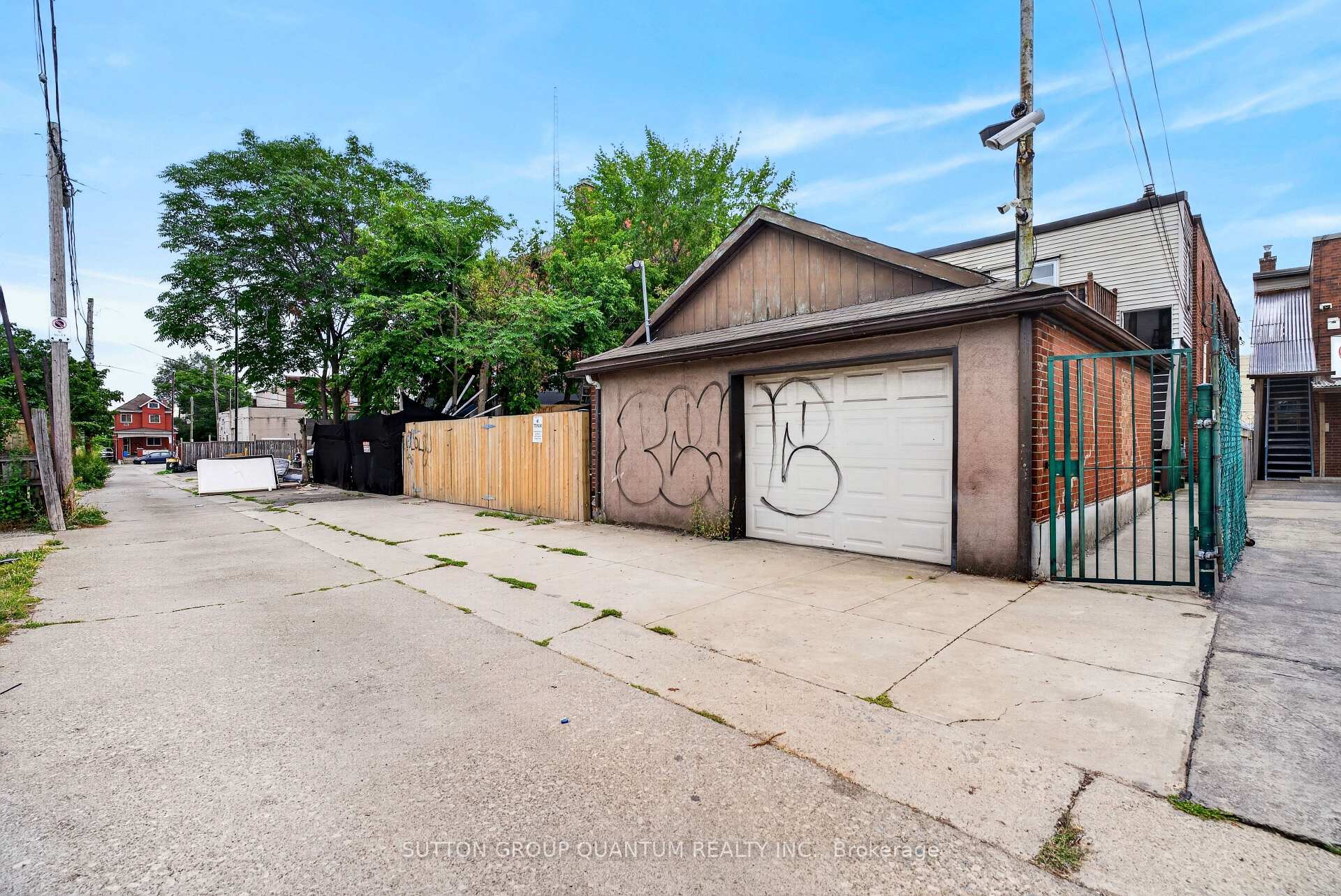 Photo 12 of 689 Barton Street E, Hamilton, Stipley — HOMEH