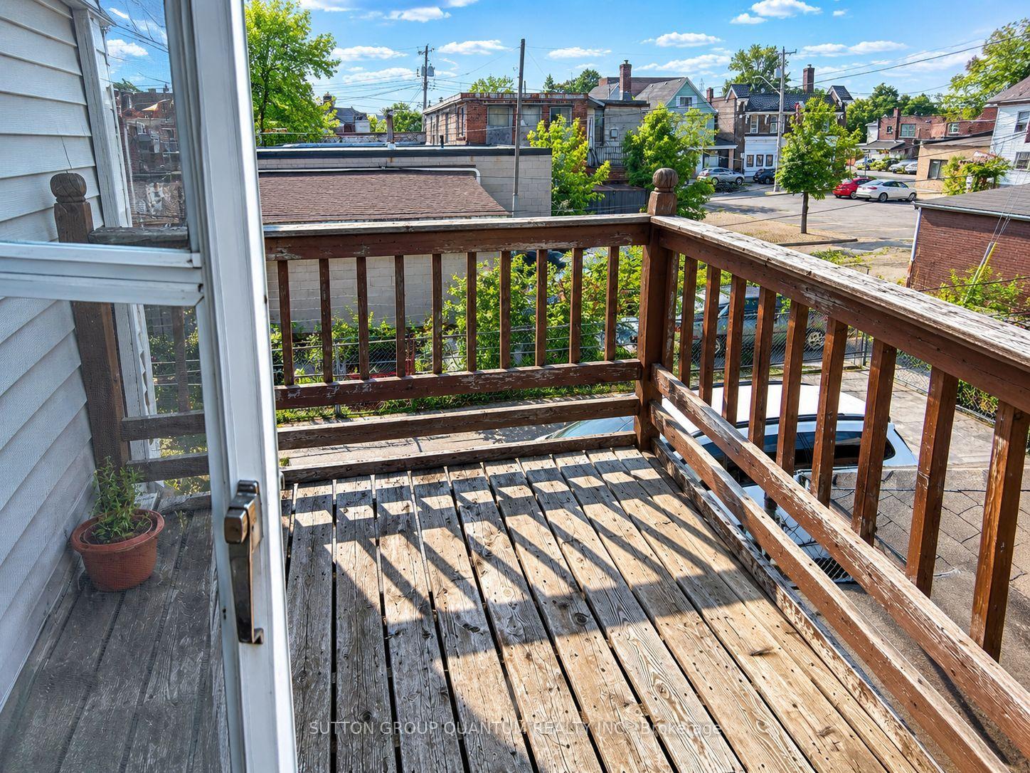Photo 26 of 689 Barton Street E, Hamilton, Stipley — HOMEH