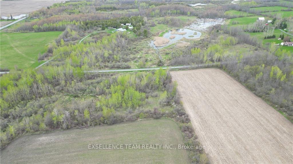 Photo 8 of 19100 Kenyon Conc Rd 7, North Glengarry, North Glengarry (Kenyon) Twp — HOMEH