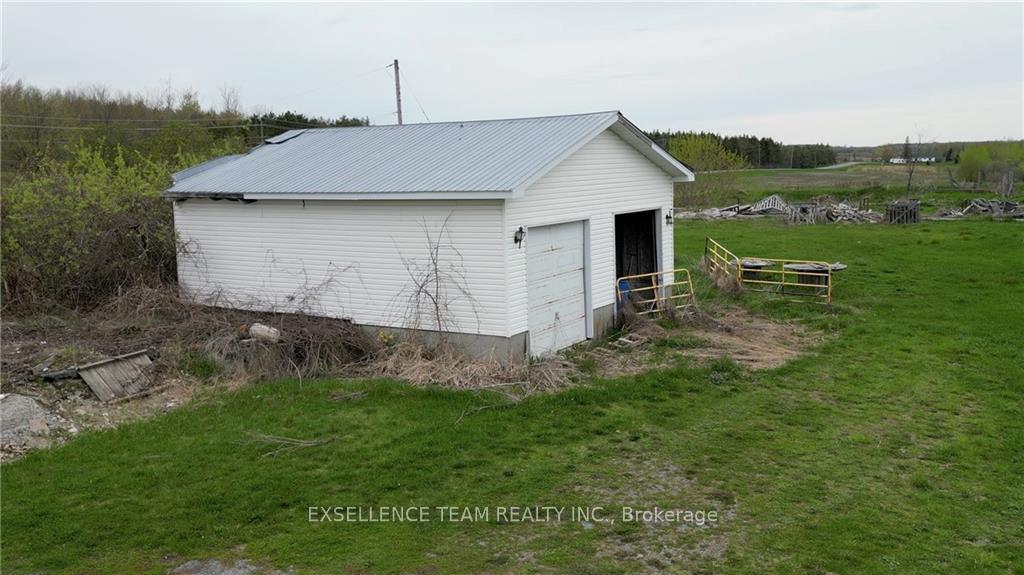 Photo 13 of 19100 Kenyon Conc Rd 7, North Glengarry, North Glengarry (Kenyon) Twp — HOMEH