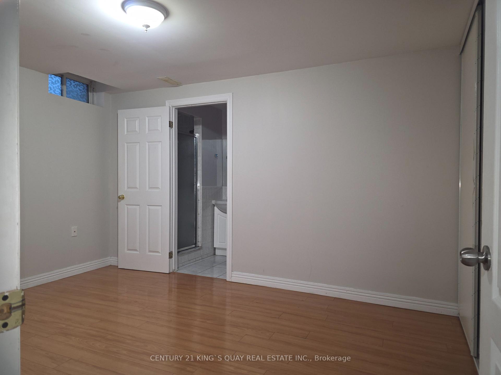 Photo 13 of Unit LL, 305 Castan Avenue, Markham, Village Green-South Unionville — HOMEH