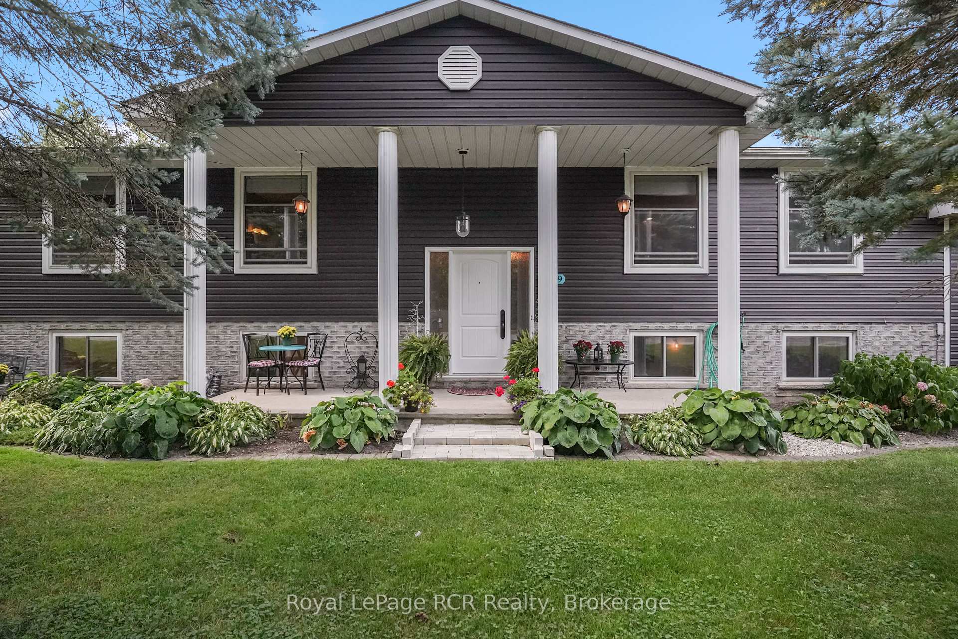 Photo 1 of 1029 Main Street, Howick — HOMEH