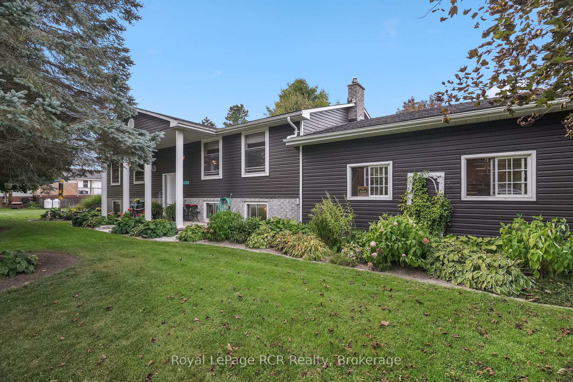 Photo 3 of 1029 Main Street, Howick — HOMEH
