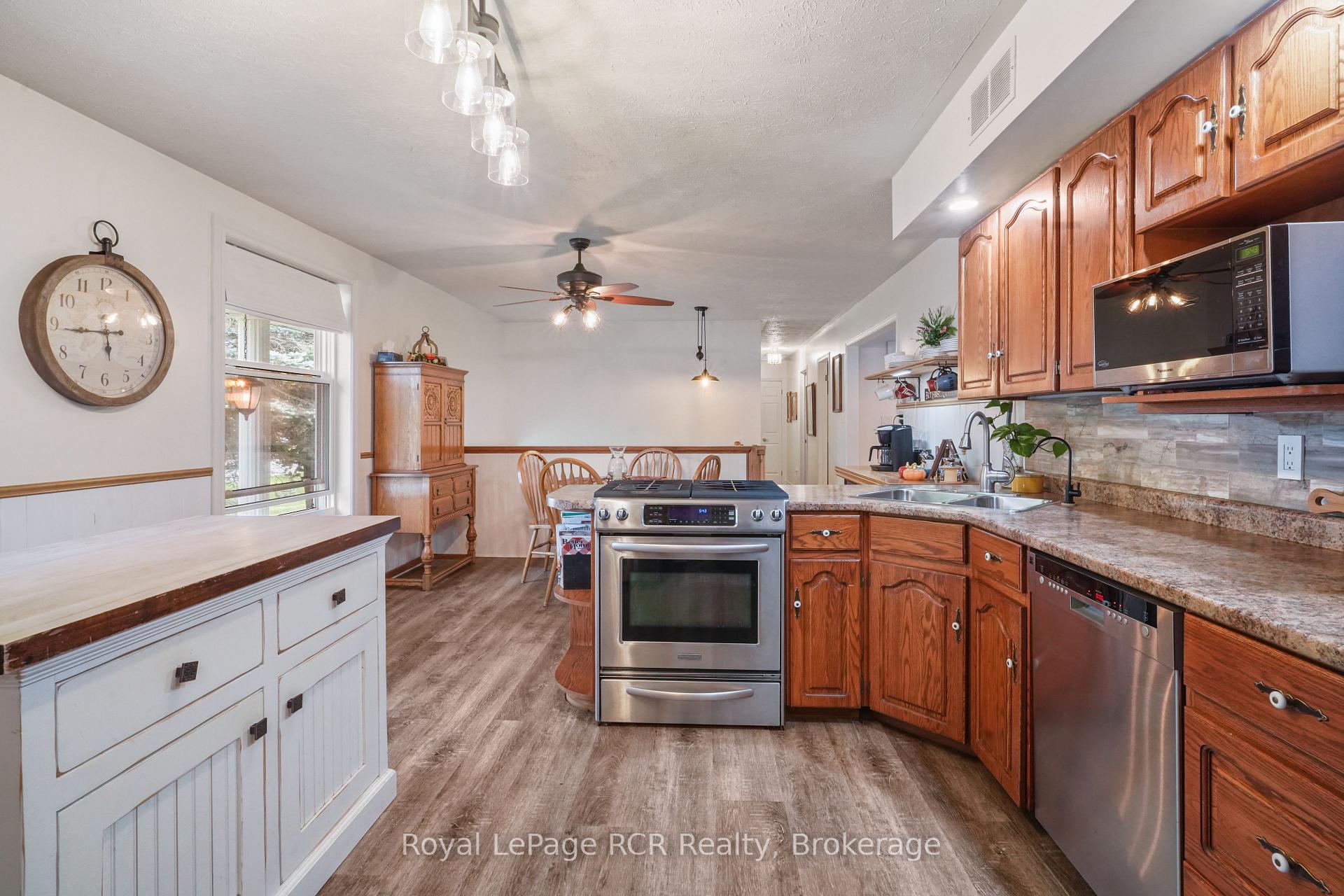 Photo 6 of 1029 Main Street, Howick — HOMEH