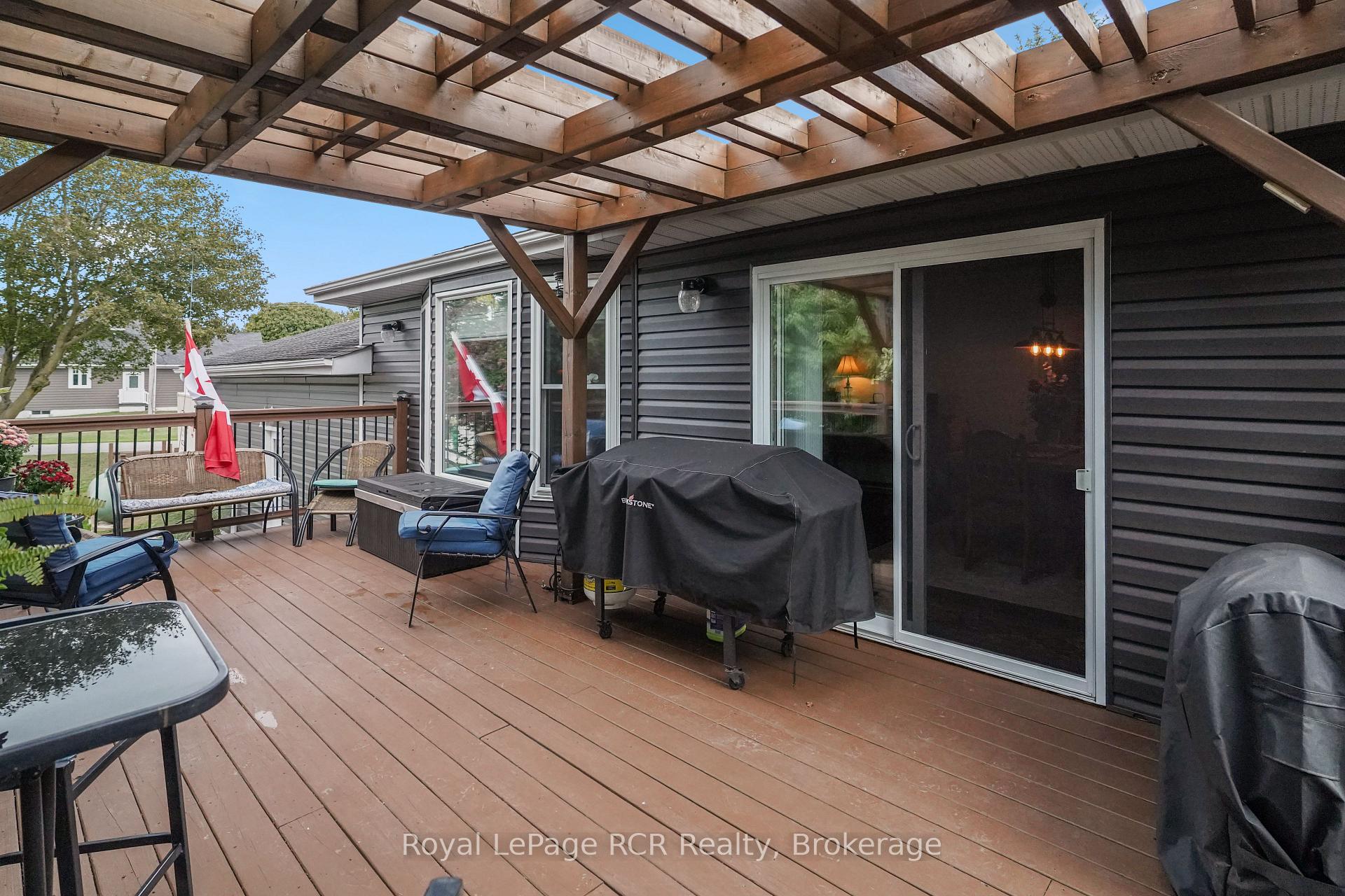 Photo 35 of 1029 Main Street, Howick — HOMEH