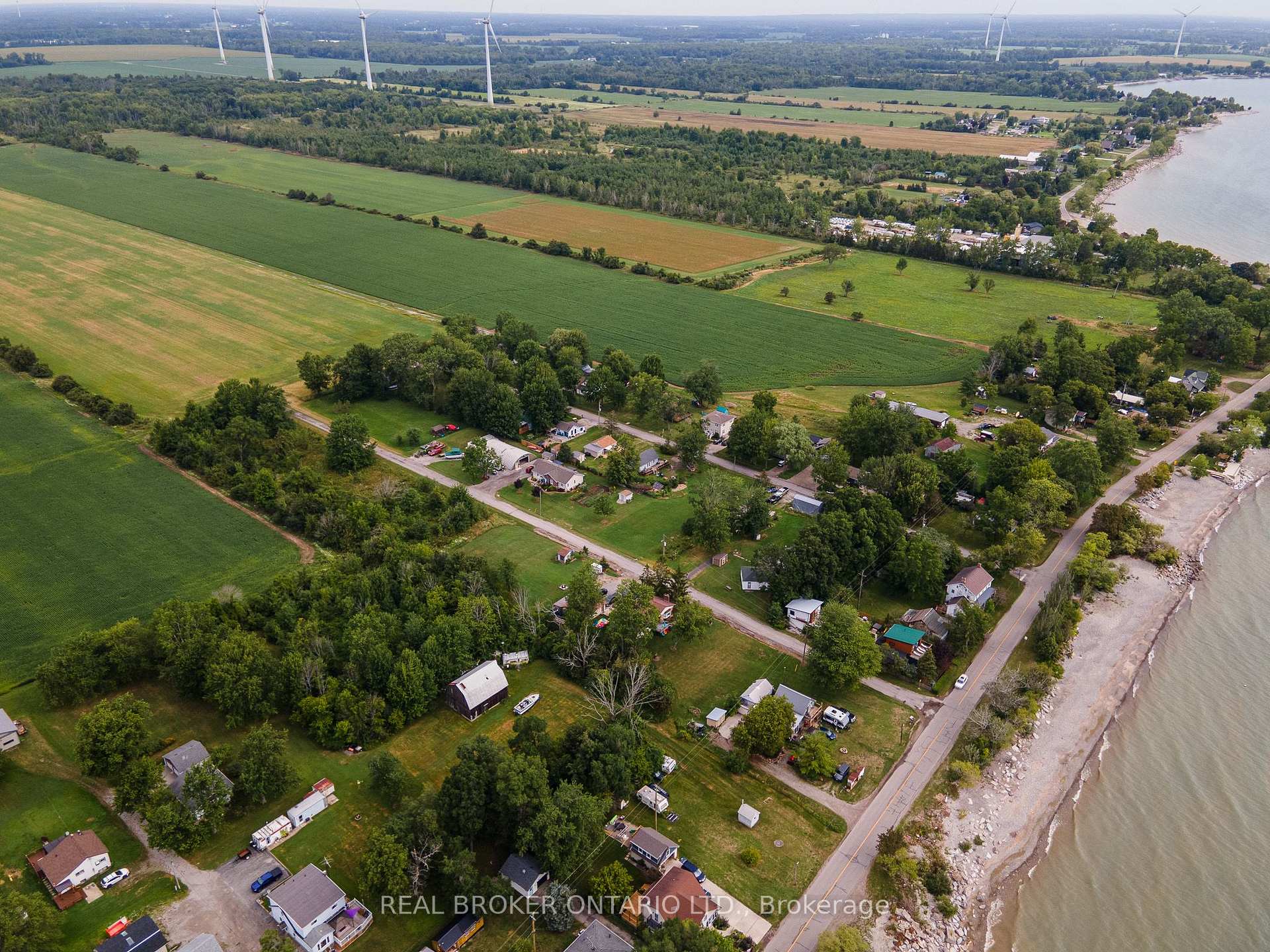 Photo 6 of 12 Canada Road, Haldimand, Dunnville — HOMEH