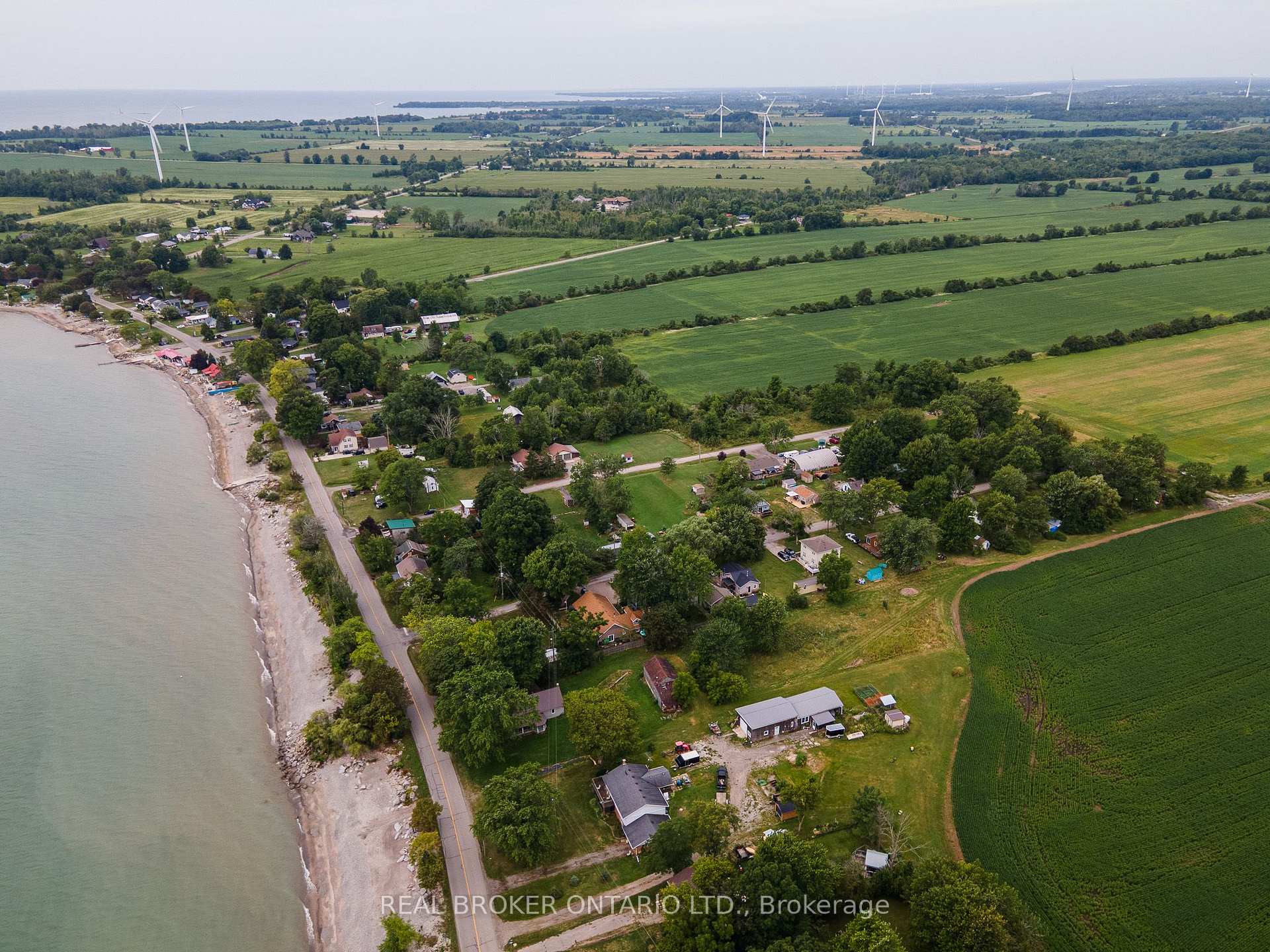 Photo 8 of 12 Canada Road, Haldimand, Dunnville — HOMEH