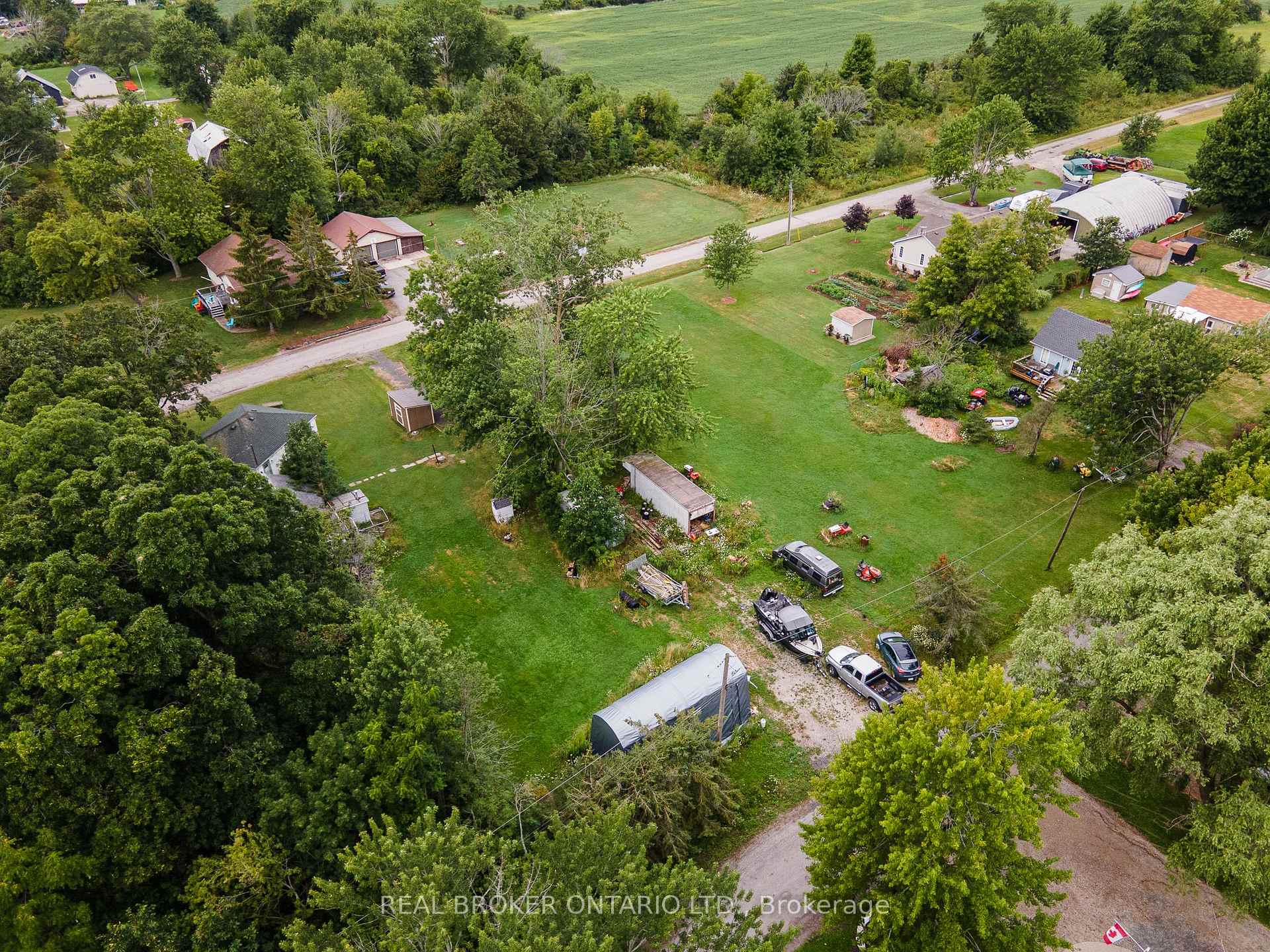 Photo 11 of 12 Canada Road, Haldimand, Dunnville — HOMEH