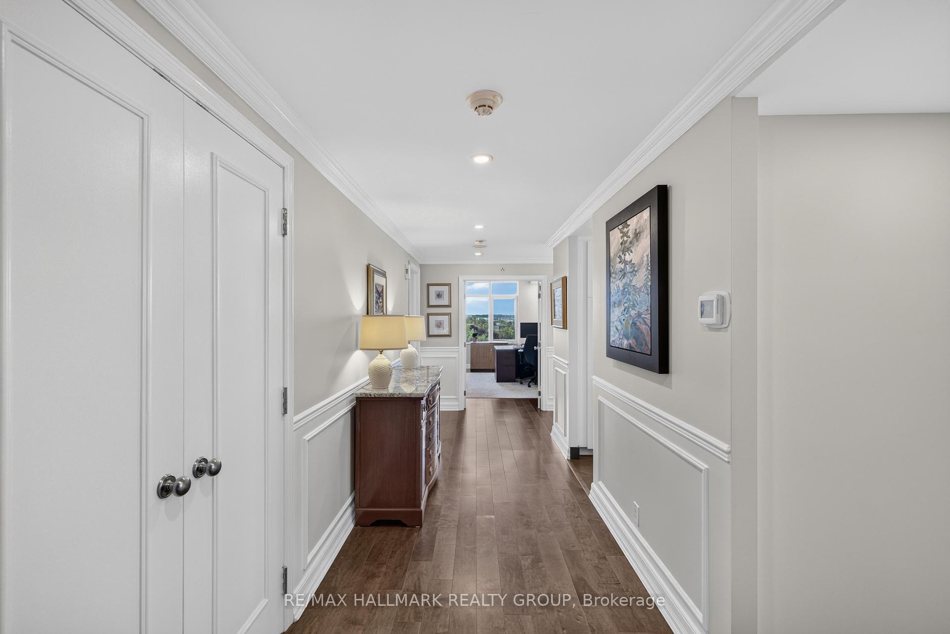 Photo 4 of Unit 803, 3590 Rivergate Way, Ottawa, Quinterra — HOMEH