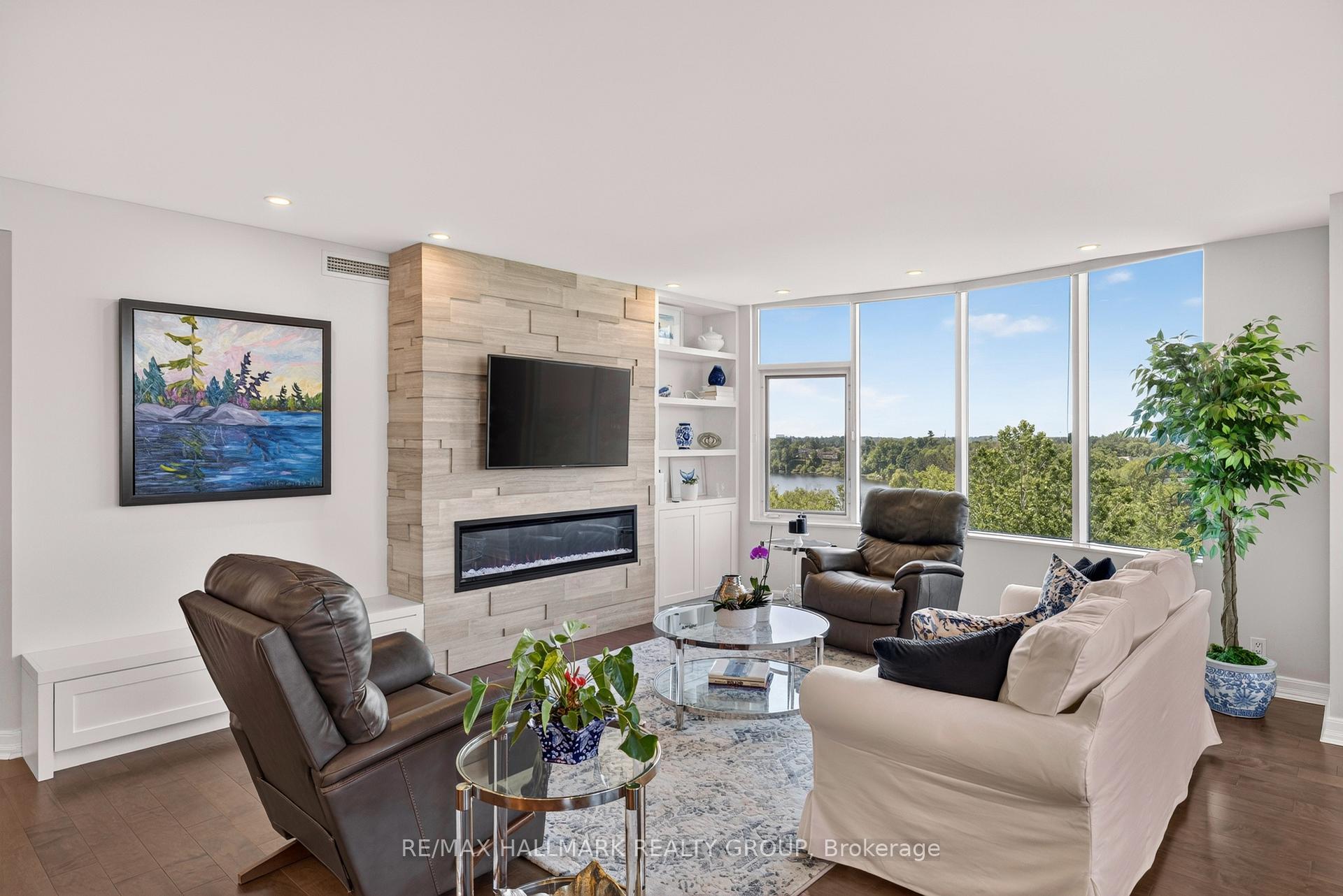 Photo 7 of Unit 803, 3590 Rivergate Way, Ottawa, Quinterra — HOMEH