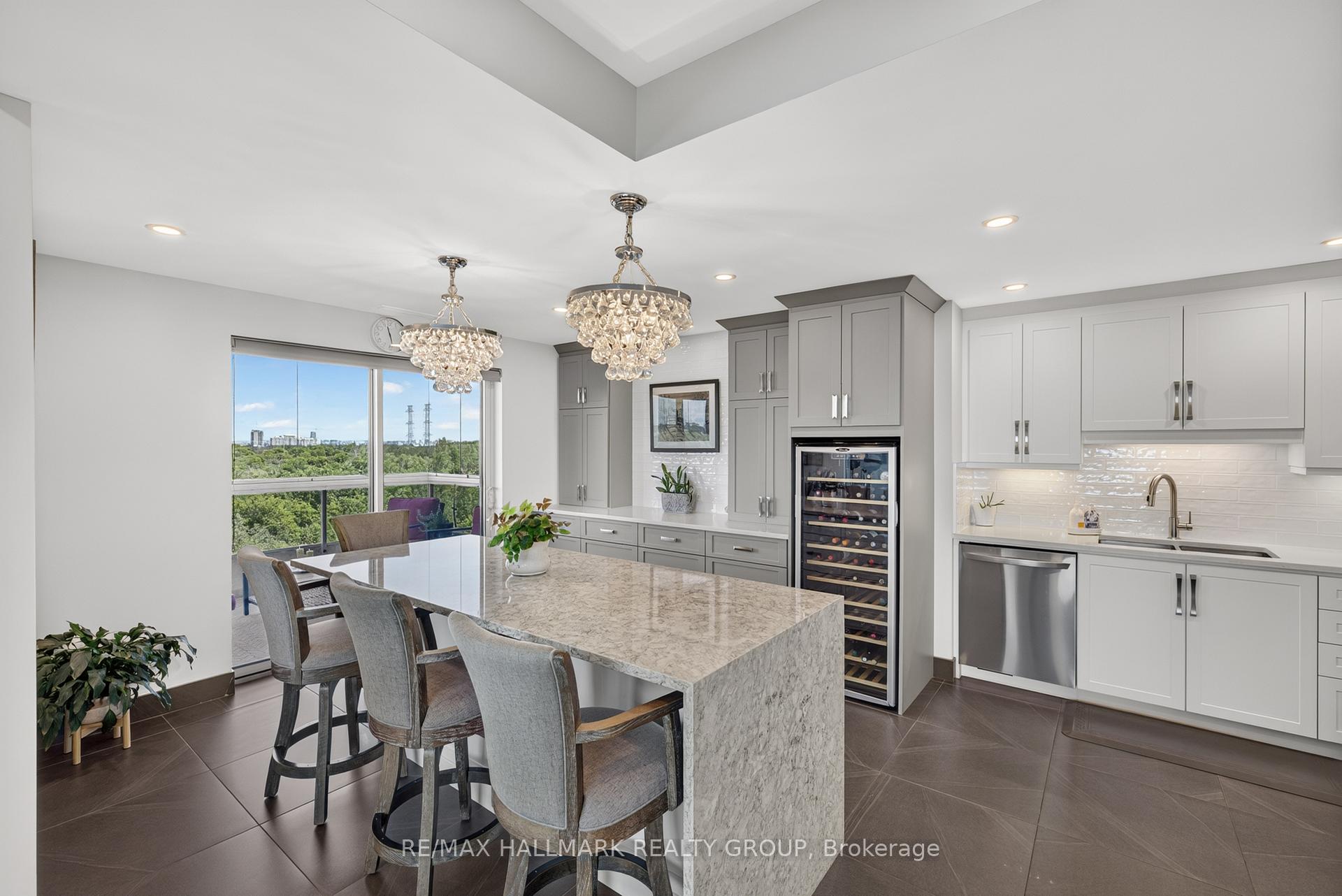 Photo 16 of Unit 803, 3590 Rivergate Way, Ottawa, Quinterra — HOMEH