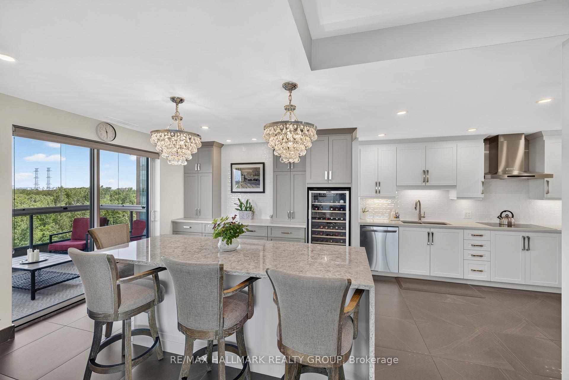 Photo 18 of Unit 803, 3590 Rivergate Way, Ottawa, Quinterra — HOMEH