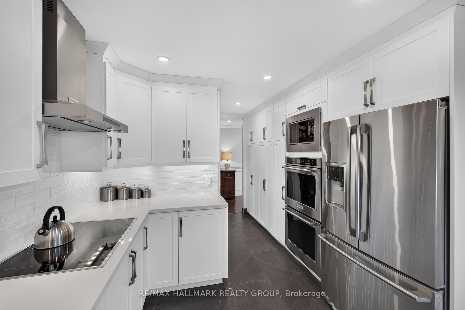 Photo 23 of Unit 803, 3590 Rivergate Way, Ottawa, Quinterra — HOMEH
