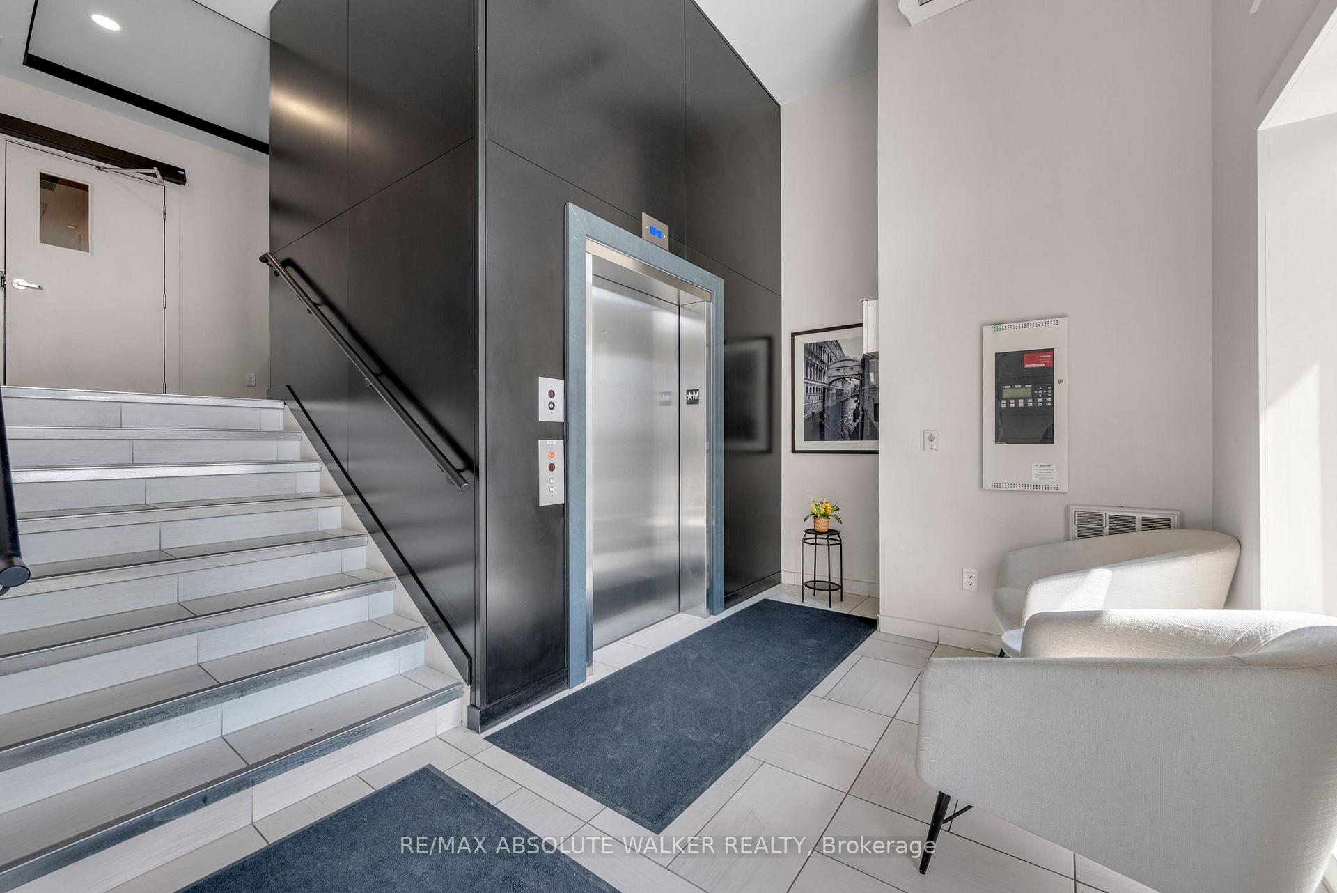 Photo 4 of Unit 104, 110 Cortile Private, Ottawa, Riverside South/Gloucester Glen — HOMEH