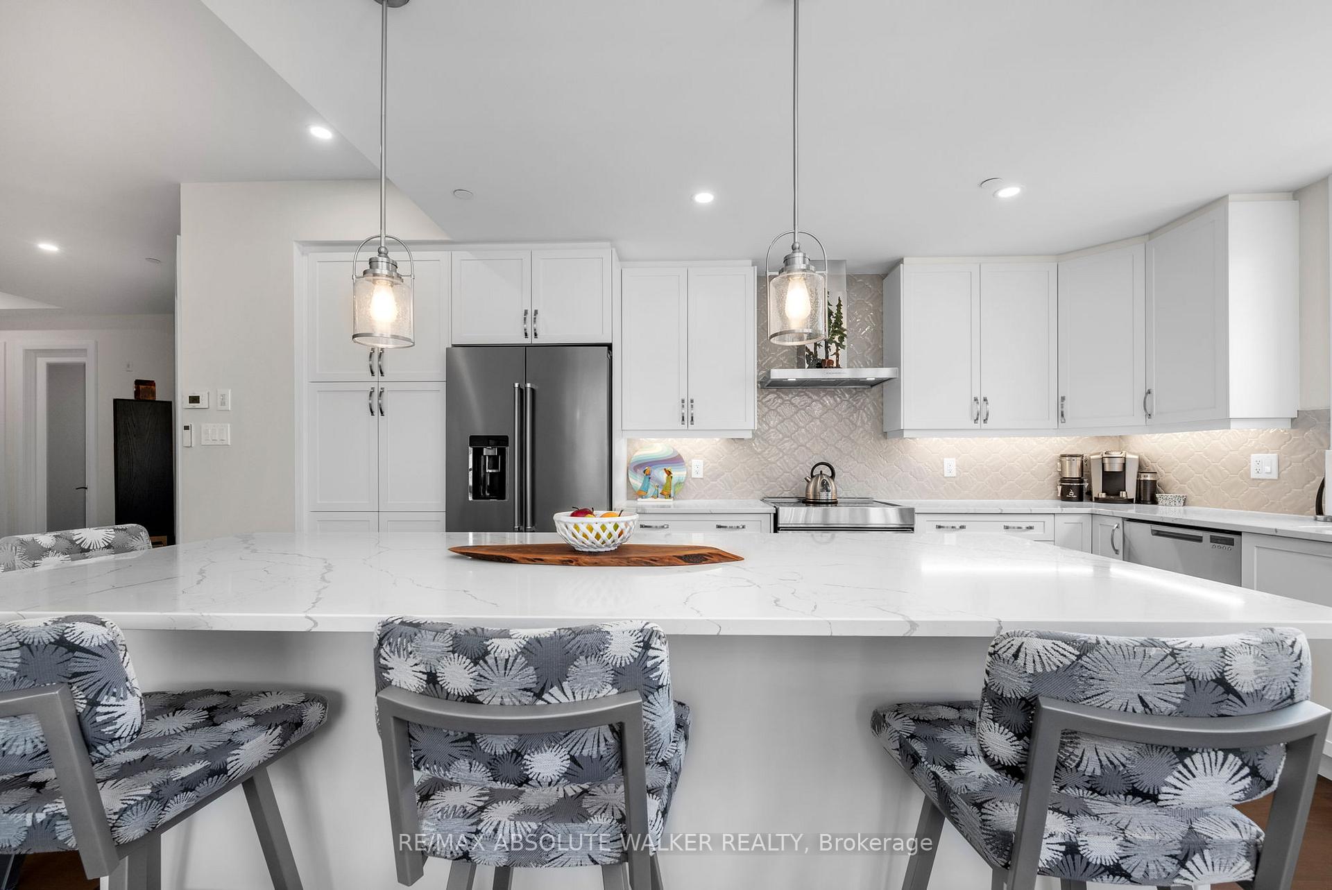 Photo 11 of Unit 104, 110 Cortile Private, Ottawa, Riverside South/Gloucester Glen — HOMEH
