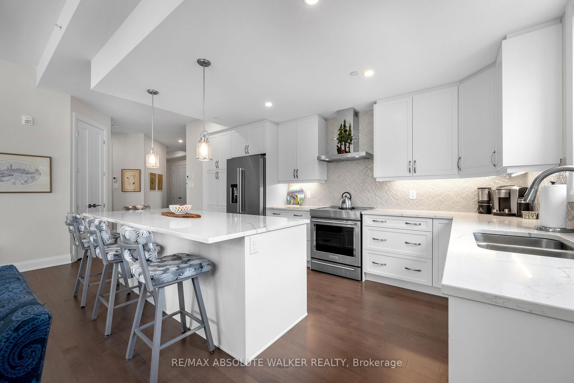 Photo 14 of Unit 104, 110 Cortile Private, Ottawa, Riverside South/Gloucester Glen — HOMEH