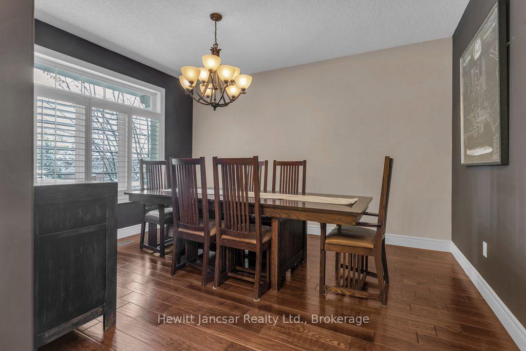 Photo 14 of 211 Terrace Wood Crescent, Kitchener, Pioneer Tower West — HOMEH