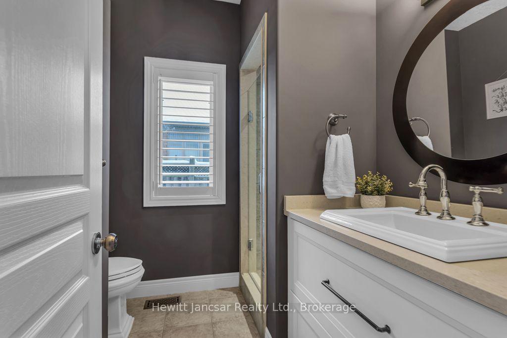 Photo 16 of 211 Terrace Wood Crescent, Kitchener, Pioneer Tower West — HOMEH