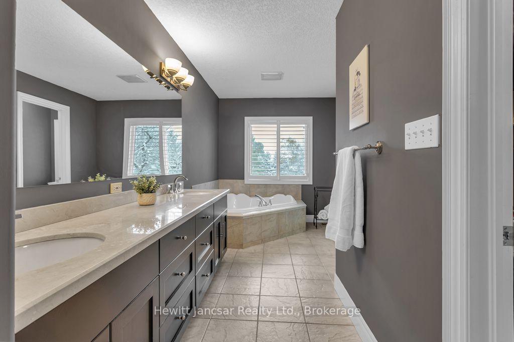 Photo 20 of 211 Terrace Wood Crescent, Kitchener, Pioneer Tower West — HOMEH