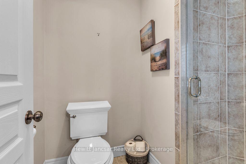 Photo 27 of 211 Terrace Wood Crescent, Kitchener, Pioneer Tower West — HOMEH